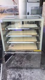 Big Capacity Refrigerated Bakery Display Case Cabinets Freezer With Adjustable Shelves